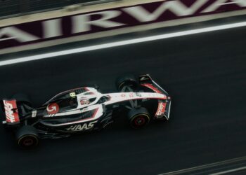 Verstappen dominiert Großen Preis von Japan mit makellosem Sieg