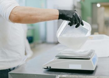 Digital Kitchen Scales: Measuring Ingredients with Accuracy
