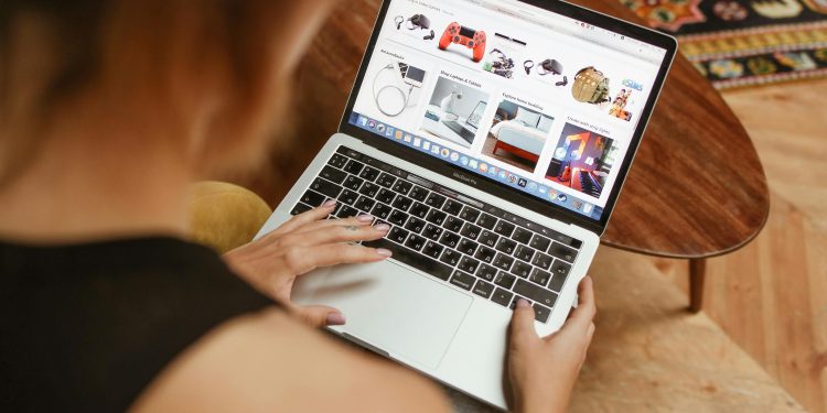 The Connection Between Boredom and Online Browsing